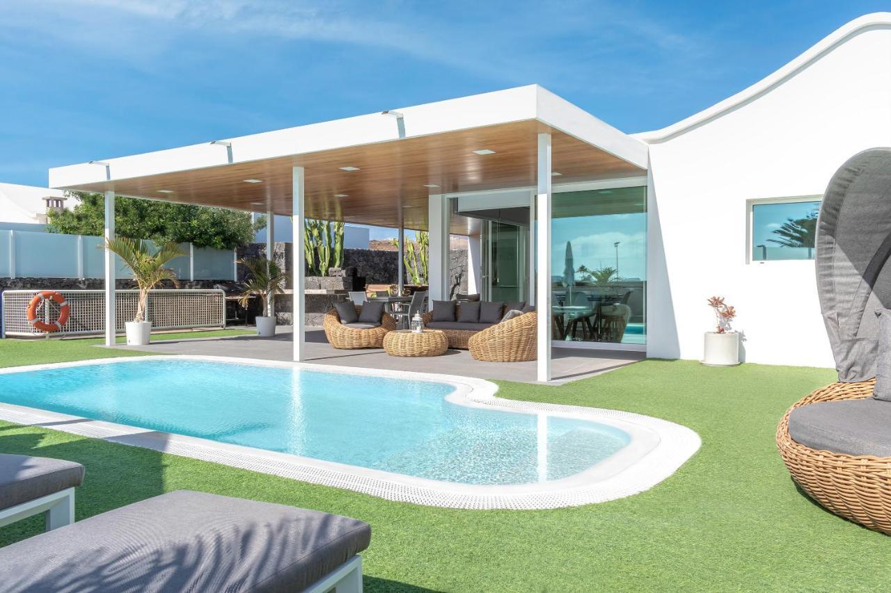 Deluxe Three-Bedroom Villa Private Pool